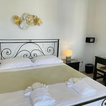 Venikouas Hotel Platis Gialos  Extérieur photo